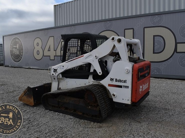 2016-bobcat-t650-image-6