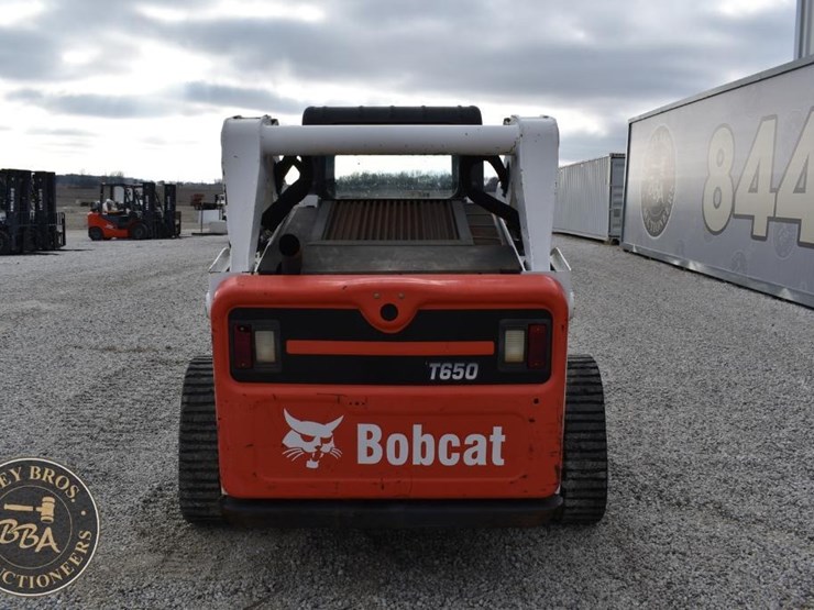 2016-bobcat-t650-image-10