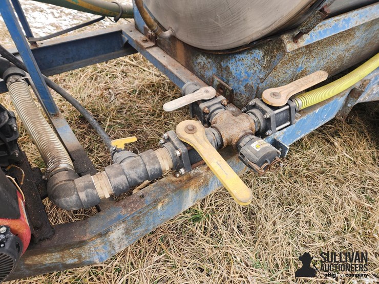 1,000-gal-t/a-stainless-steel-nurse-tank-trailer-image-14