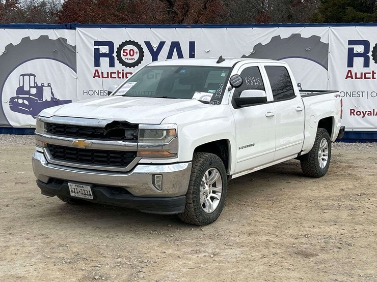 2016-chevrolet-silverado-1500-image-1