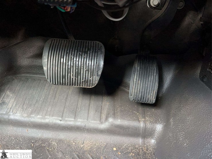 2012-ford-f150-image-23