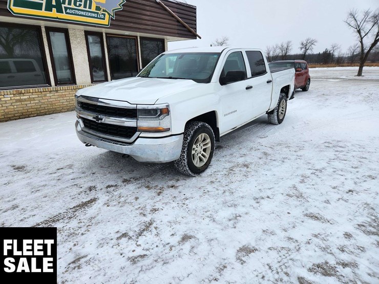 2018-chevrolet-silverado-1500-image-1