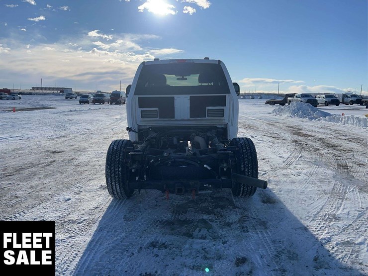 2021-ford-f350-image-7