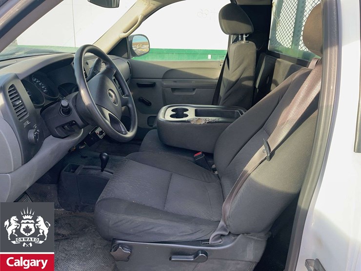 2010-gmc-sierra-1500-image-11