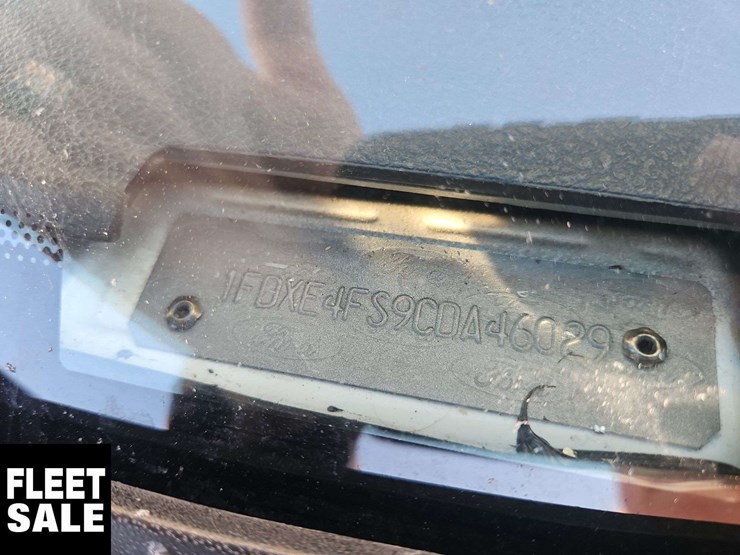 2012-ford-e-series-s/a-service-cube-van-image-53