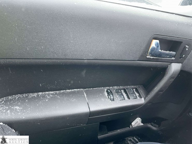 non-operable-2011-ford-focus-se-image-19