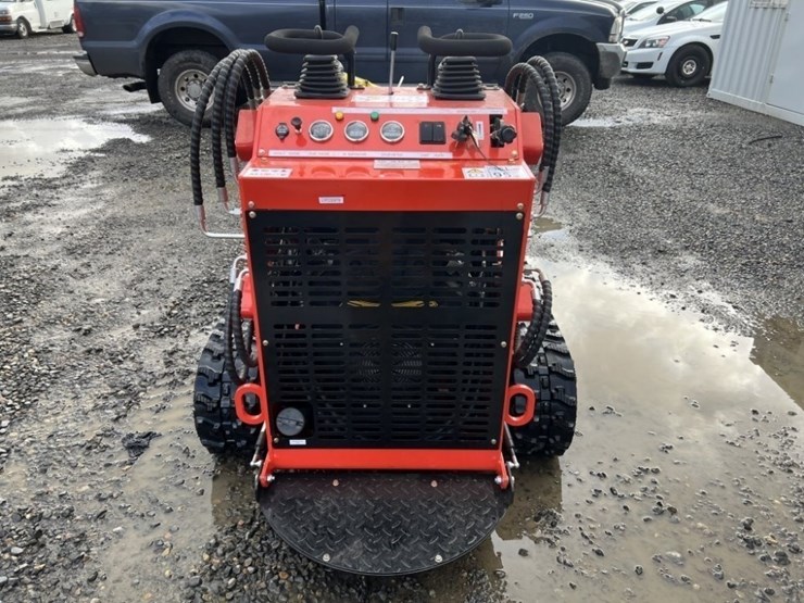 2025-agt-lrt23-mini-compact-track-loader-image-5