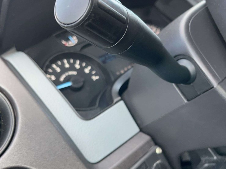 2012-ford-f150-image-21