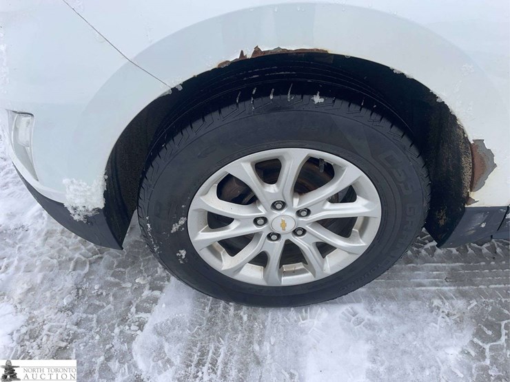 2018-chevrolet-equinox-image-21