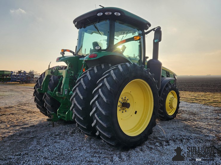 2012-john-deere-8260r-image-5