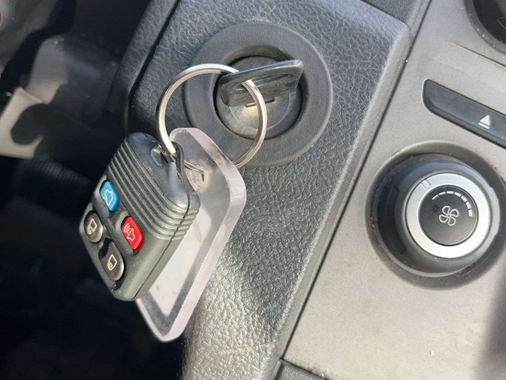 2016-ford-taurus-police-inte-image-20