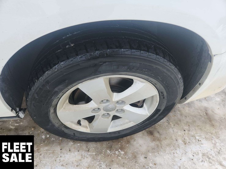 2015-dodge-grand-caravan-image-14