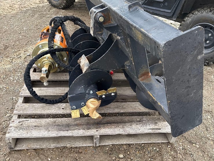 2786---skid-steer-auger-w/-12"-&-18"-bit-image-2