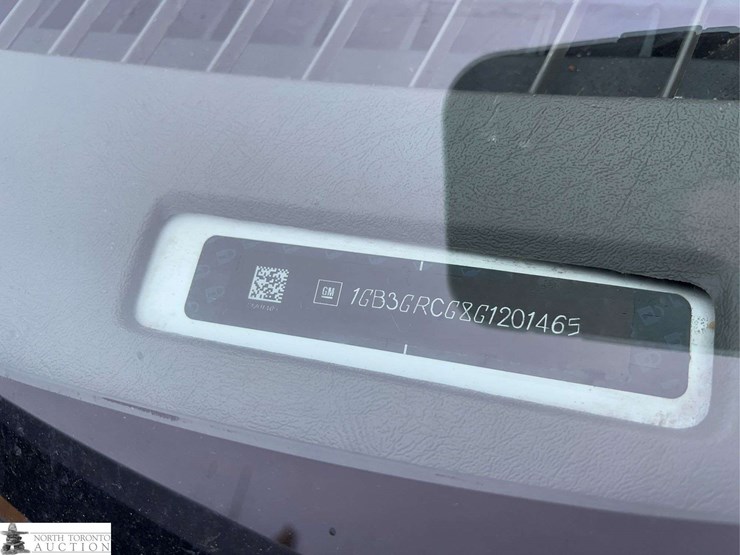 2016-chevrolet-express-g3500-image-13