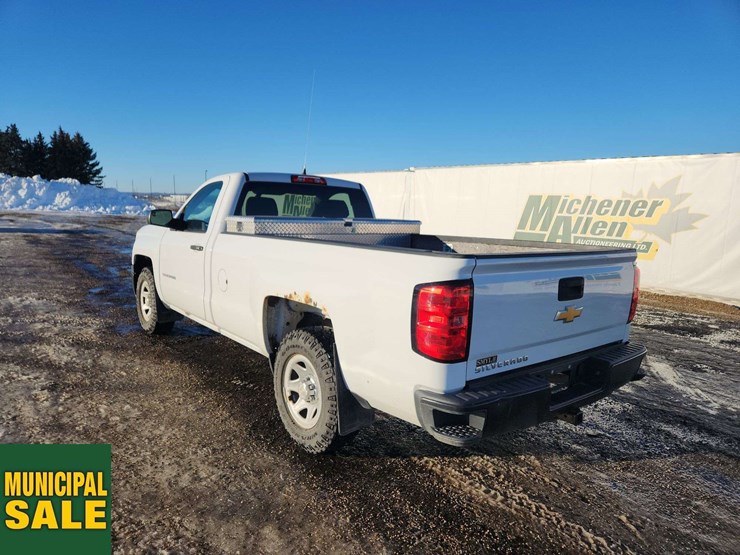 2014-chevrolet-silverado-1500-image-3
