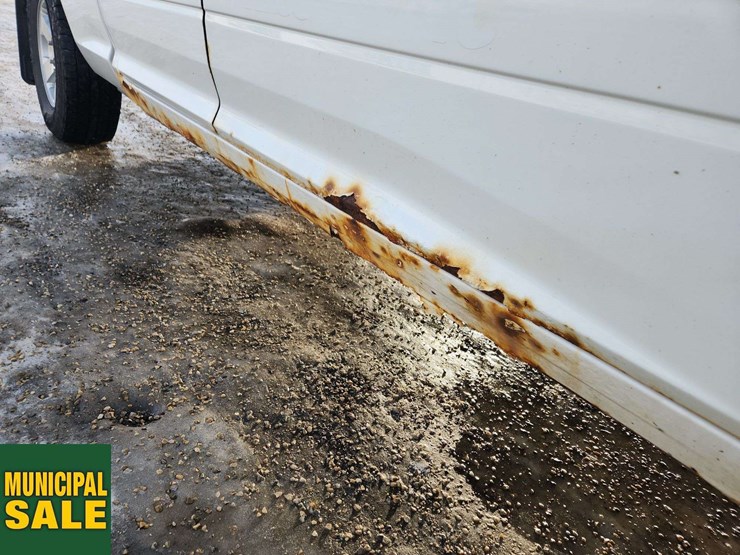 2011-dodge-1500-image-30