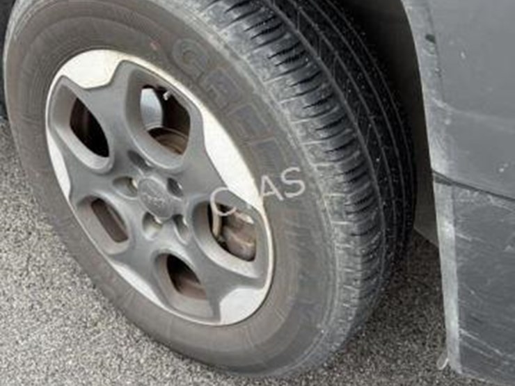 2016-jeep-renegade-image-4