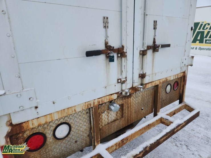 2014-ford-f350-image-37