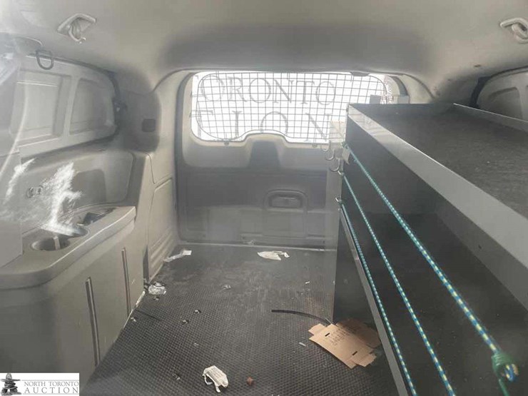 2015-ram-tradesman-image-17