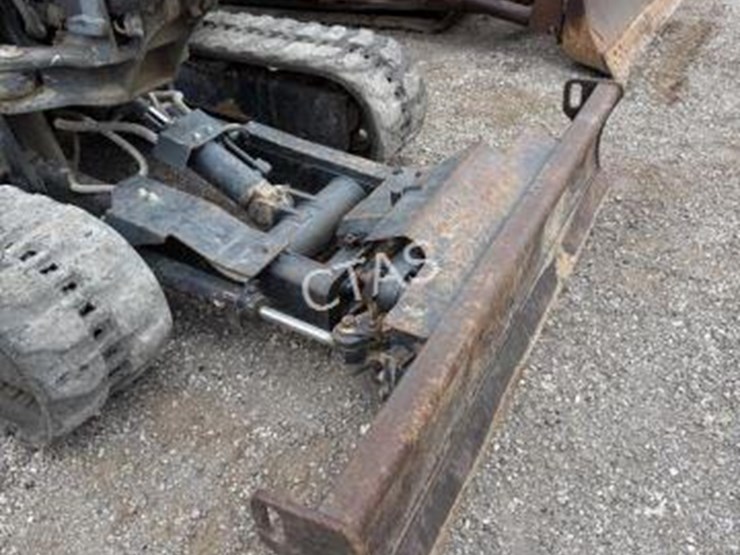 kubota-kx040-4-image-3