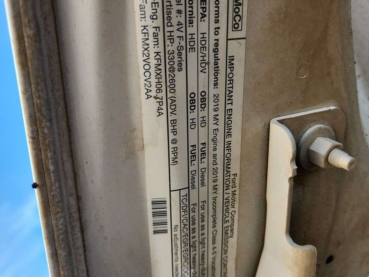 2019-ford-f550-image-26