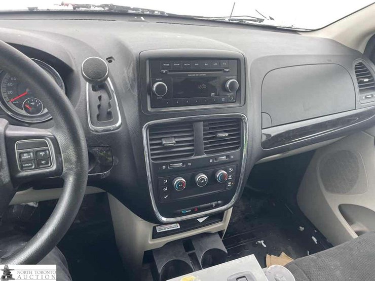 2012-dodge-ram-van-image-21