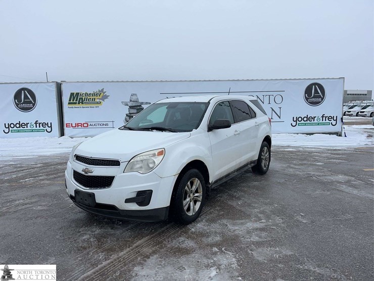 2015-chevrolet-equinox-ls-image-1