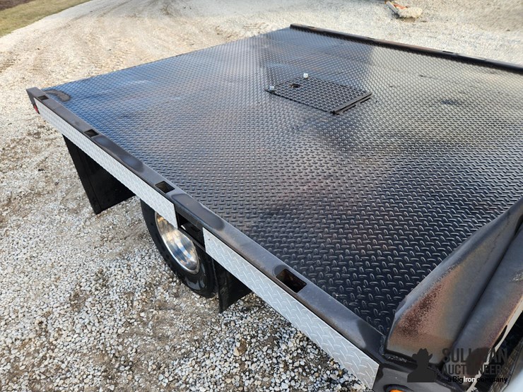 1986-gmc-c3500-2wd-flatbed-truck-image-20