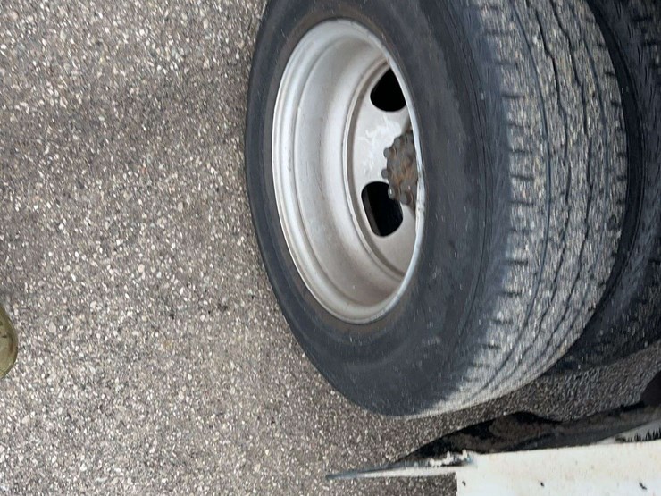 2016-chevrolet-express-g3500-image-10