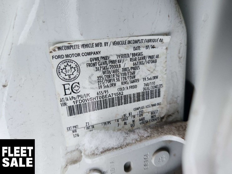 2011-ford-f550-image-45