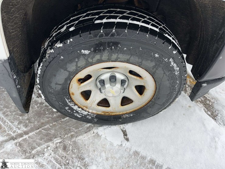 2016-chevrolet-silverado-1500-image-11