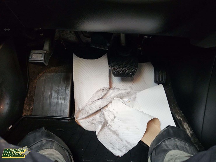 2015-nissan-pathfinder-image-28