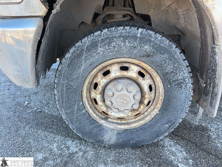 2012-dodge-2500-image-9