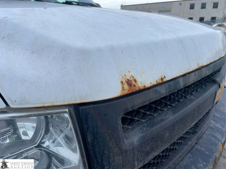 2013-chevrolet-silverado-1500-ls-image-41