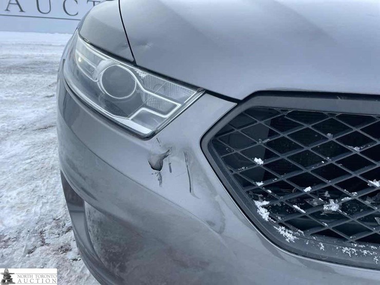 2018-ford-taurus-police-inte-image-8