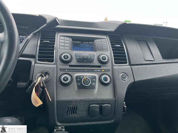 2013-ford-taurus-police-inte-image-17