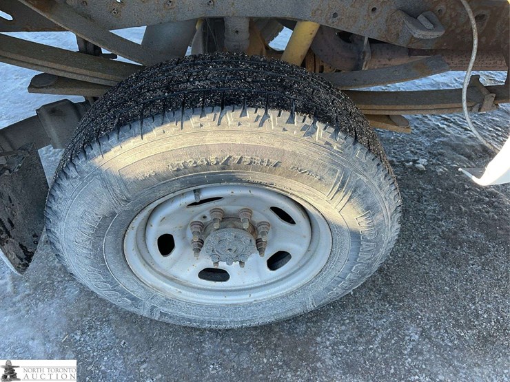 2015-ford-f350-image-12