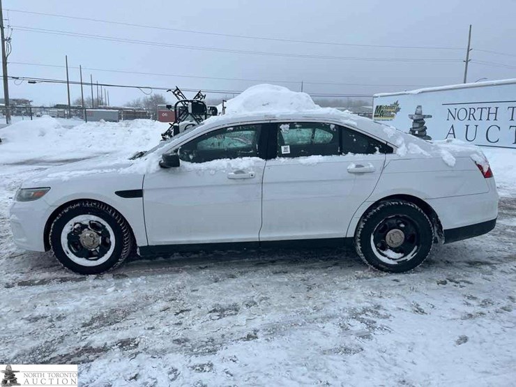 2013-ford-taurus-police-inte-image-22
