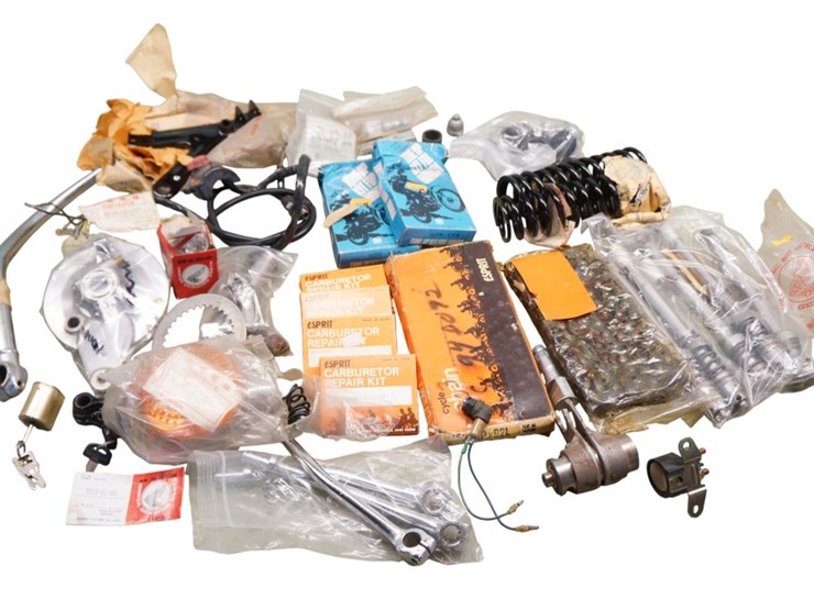 honda-miscellaneous-parts-lot-image-1