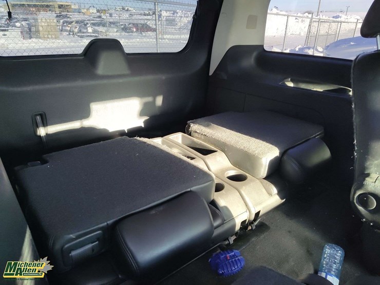 2007-cadillac-escalade-image-19