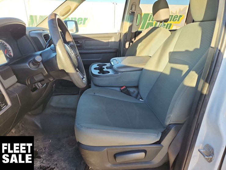 2018-dodge-1500-image-23