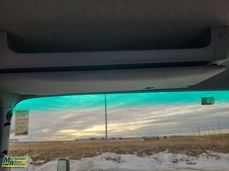 2017-isuzu-npr-image-20