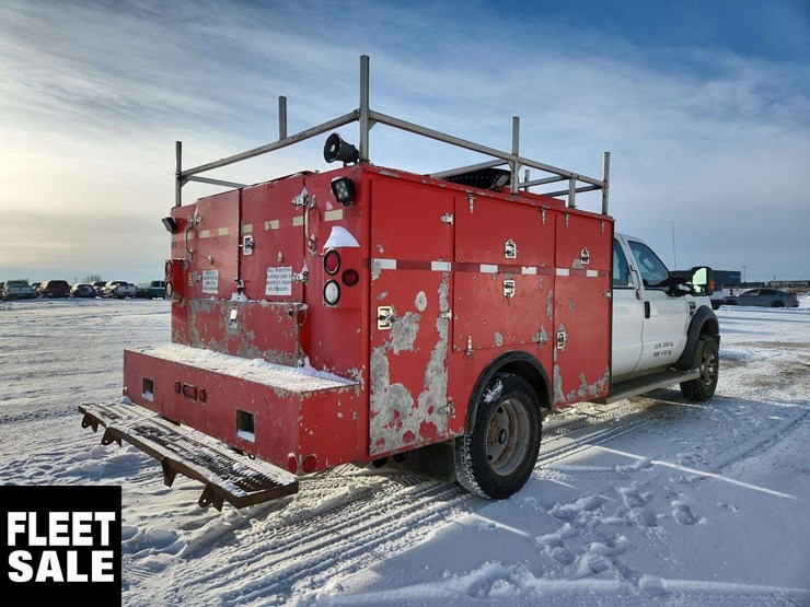 2009-ford-f550-image-4