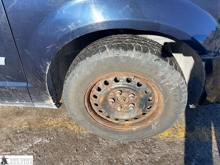 2010-dodge-grand-caravan-se-image-22