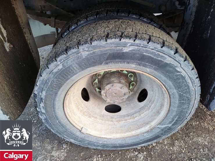 2015-ford-f550-image-12