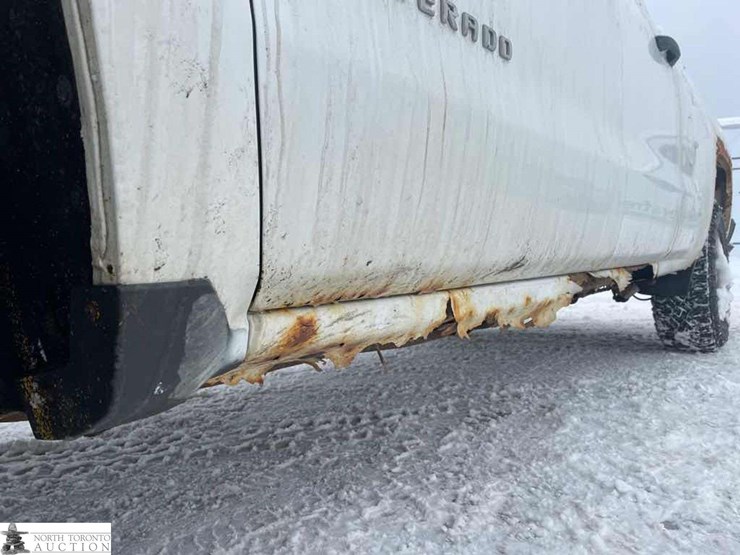 2015-chevrolet-k1500-image-26