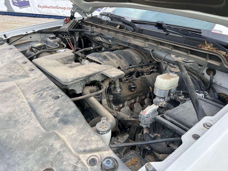 2016-chevrolet-silverado-1500-image-8