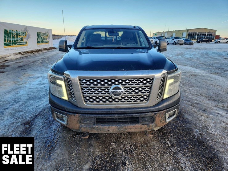 2016-nissan-titan-image-9