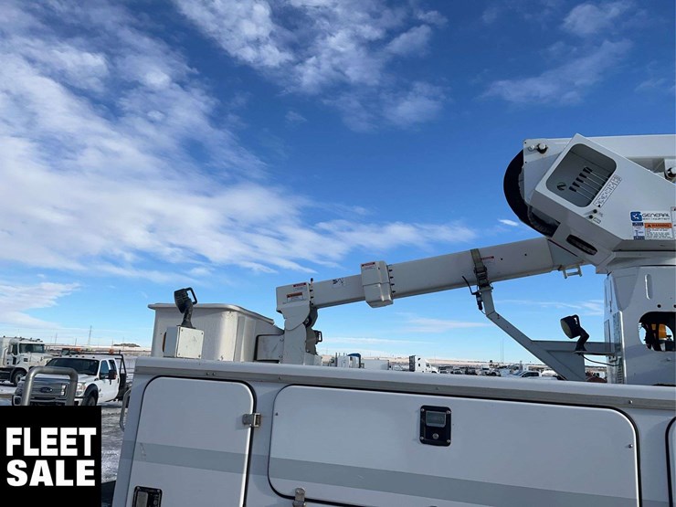 2018-ford-f550-image-24