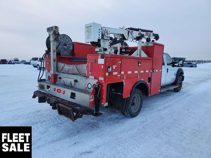 2011-ford-f550-image-4